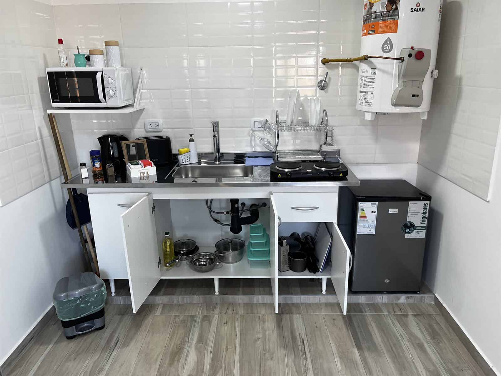 Cocina completa con electrodomésticos